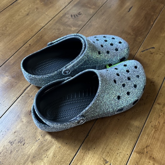 Crocs Classic Glitter Clogs Black m11/w13 NWT - Picture 3 of 6